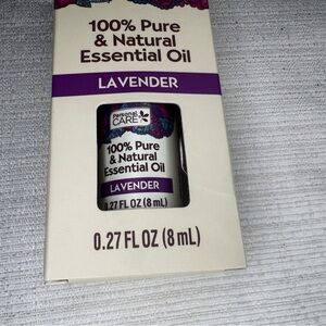 Persona Lavender Essential Oil Bottle with Purple Accent